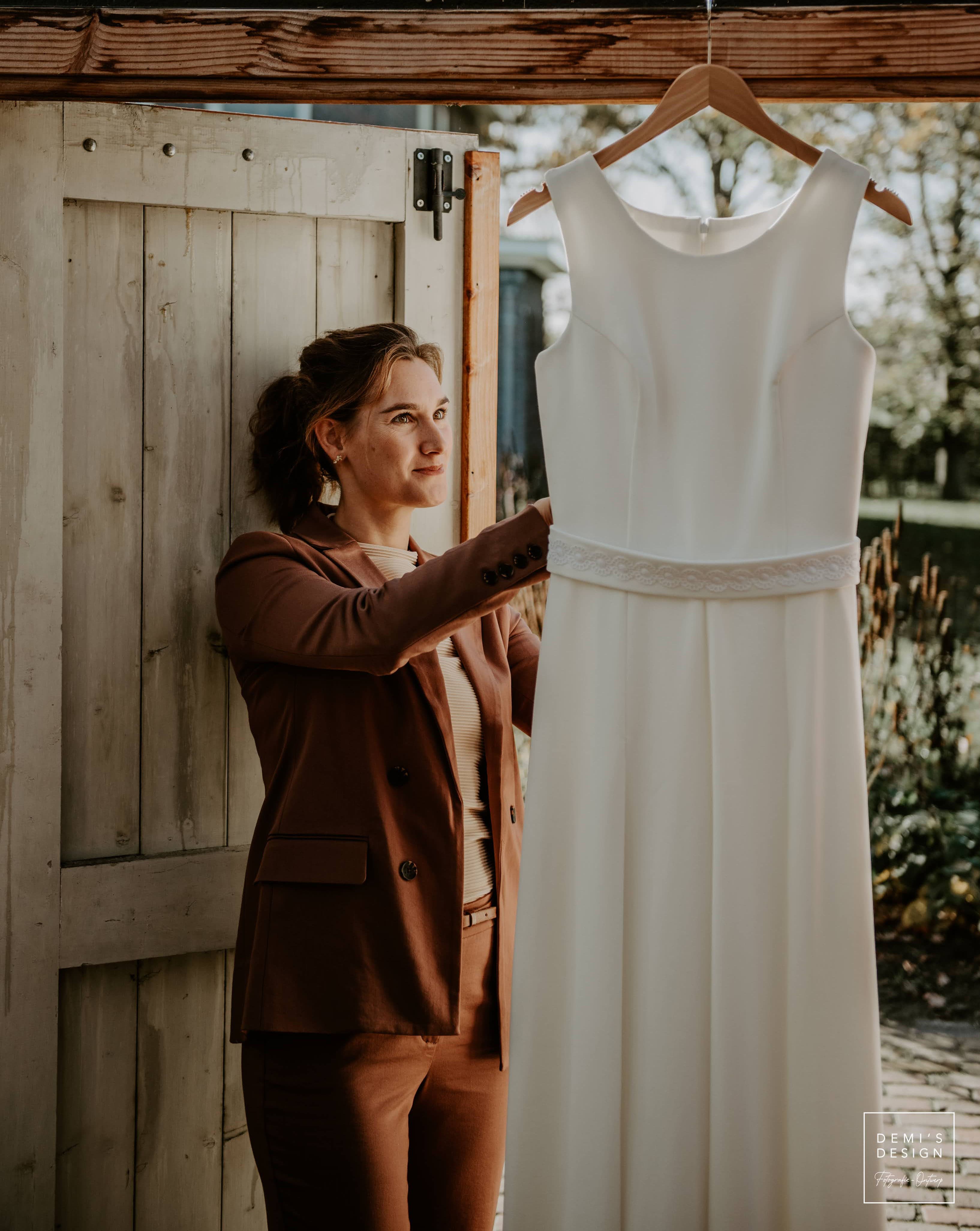 Cecile met jurk